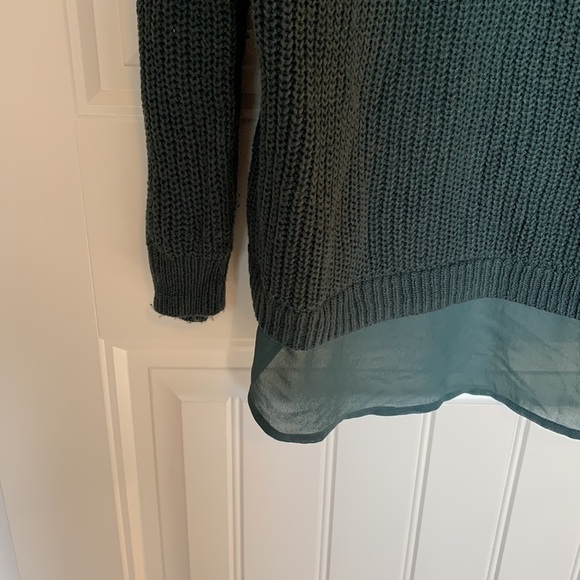 Torrid Knit V Neck Green Relaxed Tunic Sweater Sheer Bottom Tie Back Womens 1X - Picture 4 of 14